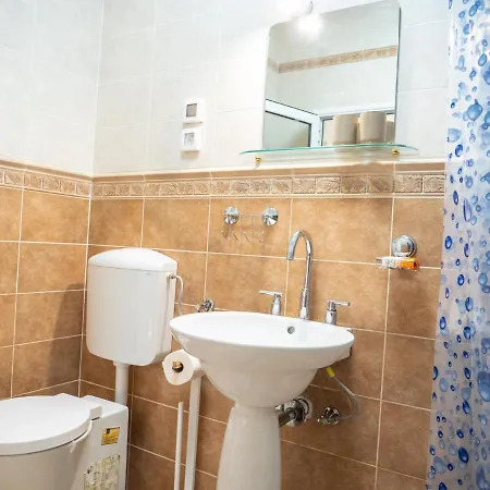 Apartamento ~melody ~ With Breezy & Silent Ambience Hvar Town